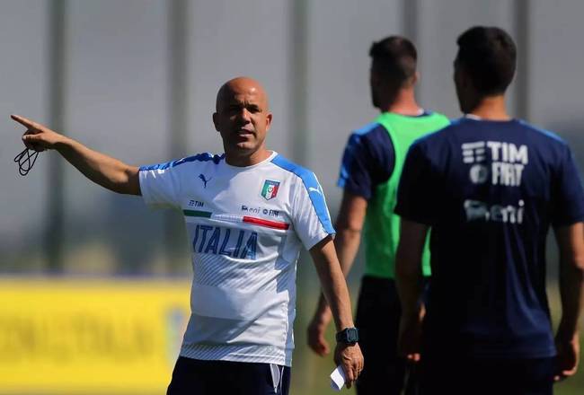 三次荣膺总 三次荣膺总